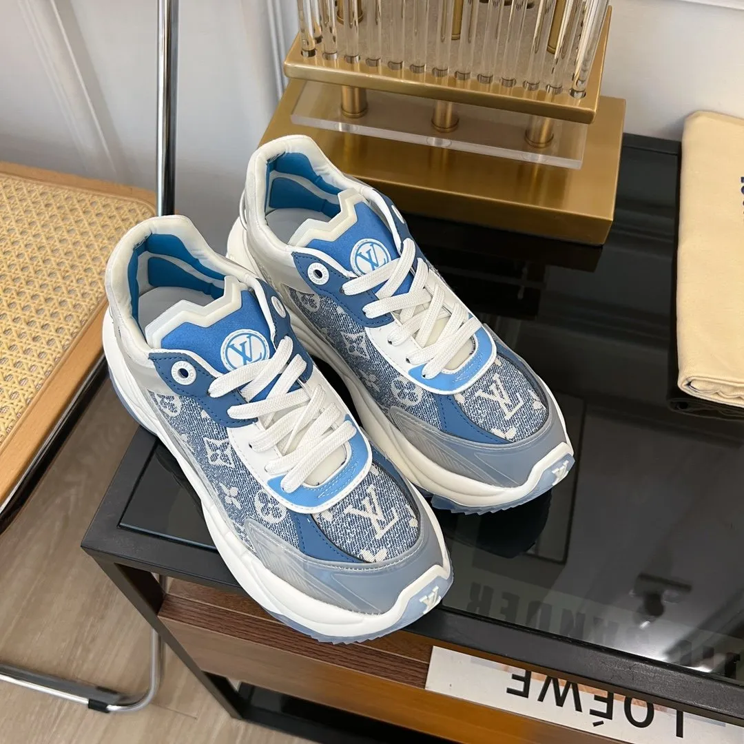 Vuitton RUN LIGHT SNEAKER Dedicated support 55 Full range Louis BLUE