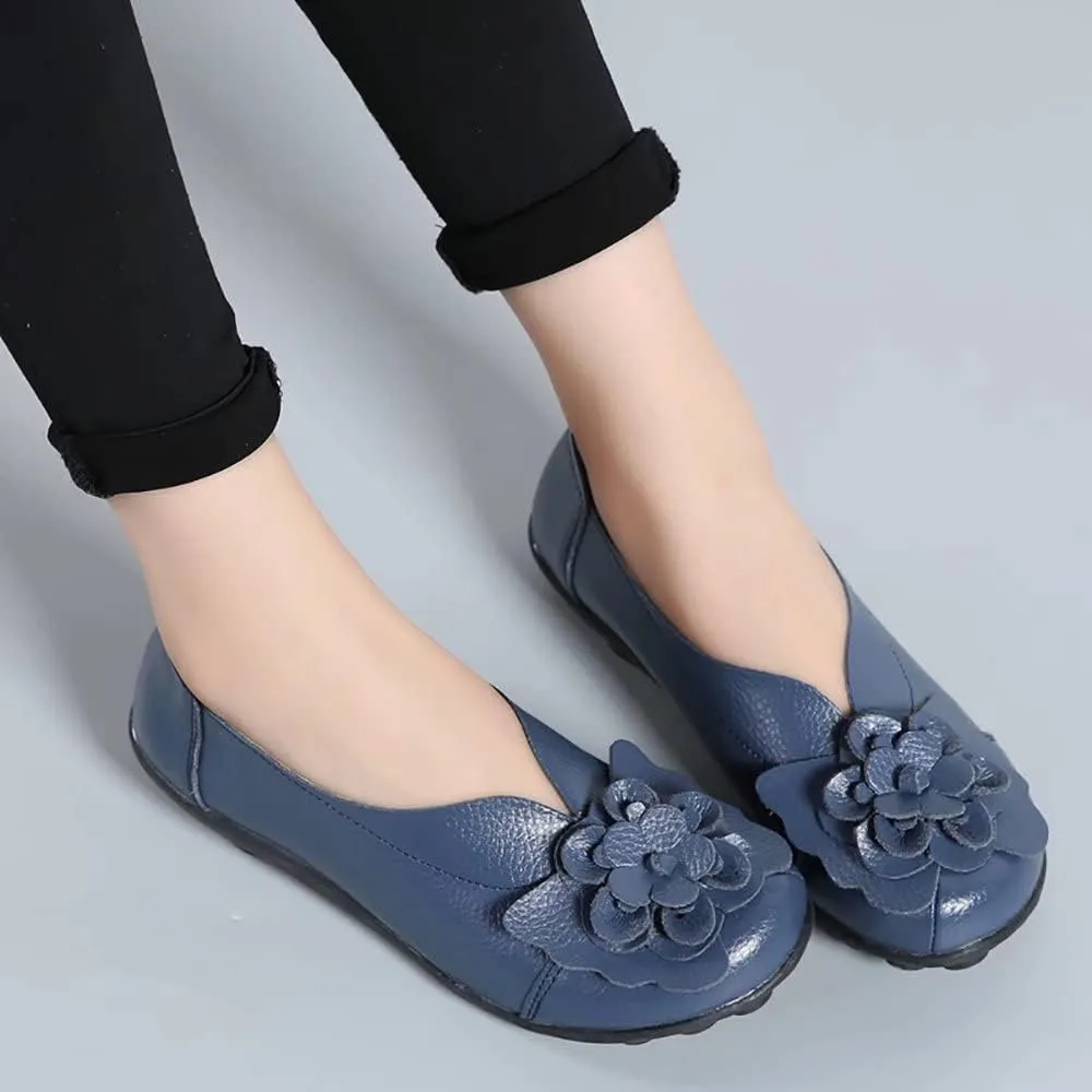 WERWAES Casual Leather Loafers Shoes for Womens Slim Lightweight Soft Sole Flat Moccasins Shoes with Flowers Cowhide Round Toe Slip on Womens Loafer Indoor Outdoor Walking Womens Shoes