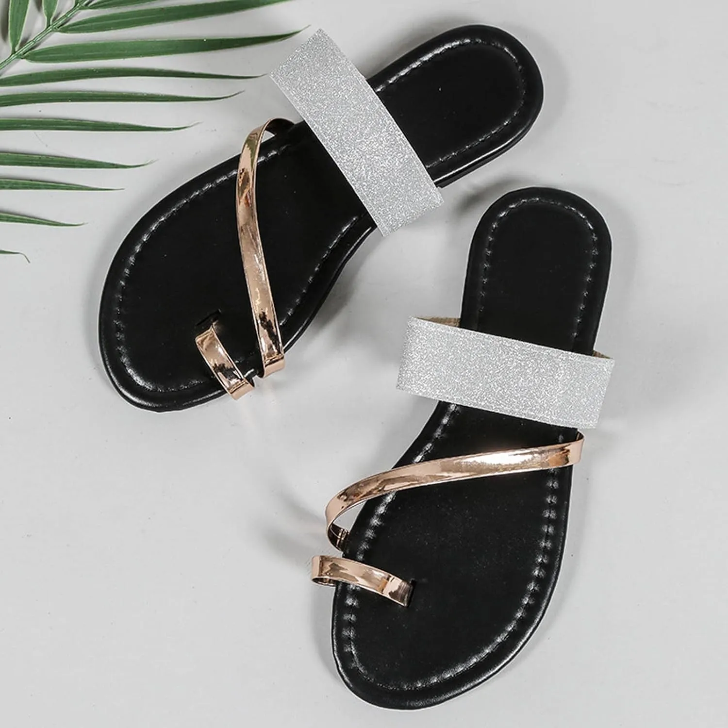 Women's Stylish Metallic Flat Sandals Sequins Slip-On Slides Flats Casual Clip Toe Slippers Sandal for Summer Beach