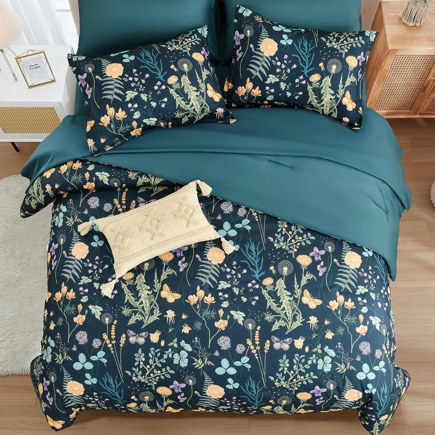 Yiran 7 Piece Peacock Blue Floral Comforter Set King Size, Botanical Flowers Comforter Bedding Set, Bed in a Bag King, Soft Microfiber Complete Bedding Set with Sheets for All Season