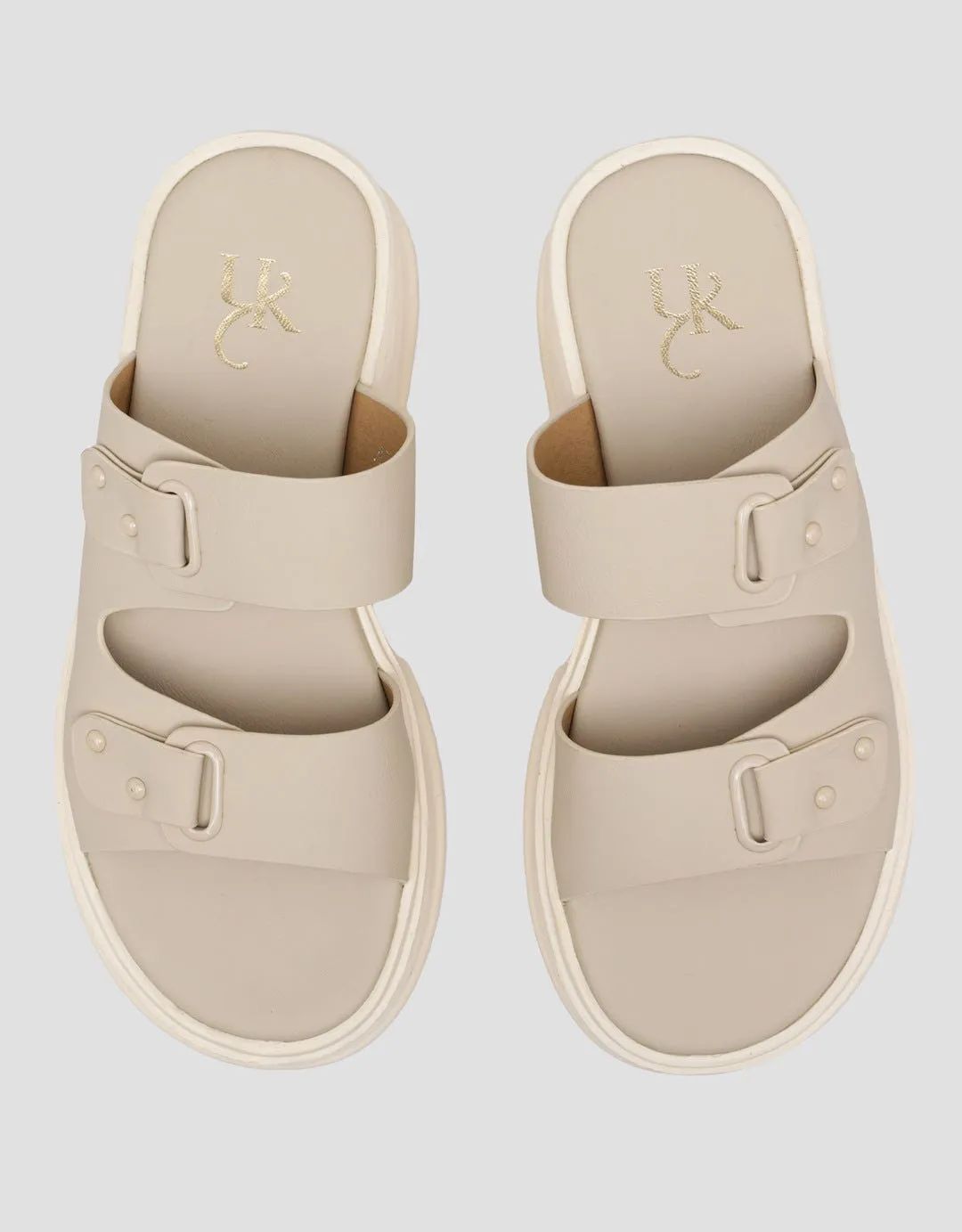 Yongki Komaladi Velcro Sepatu Sandal Wedges Wanita